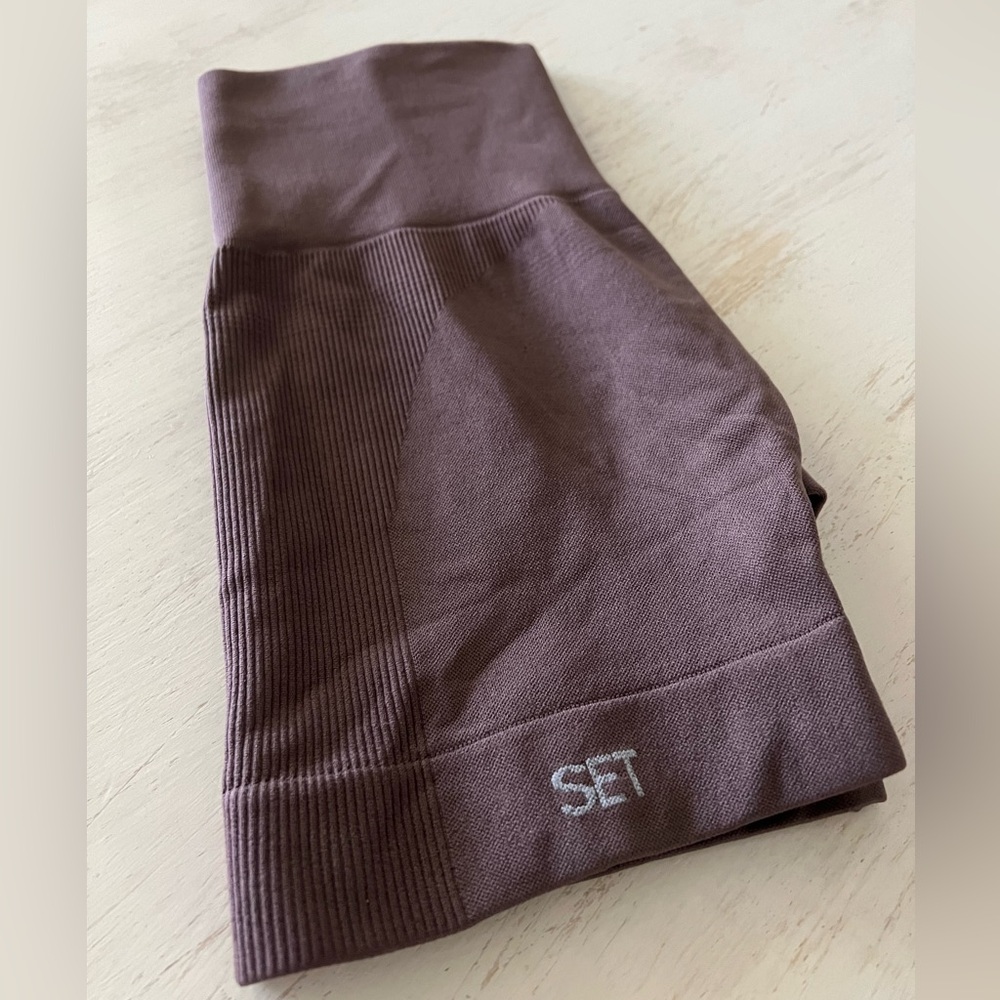 SET active sculptflex bike shorts. Size S. Color: pepper (brown).